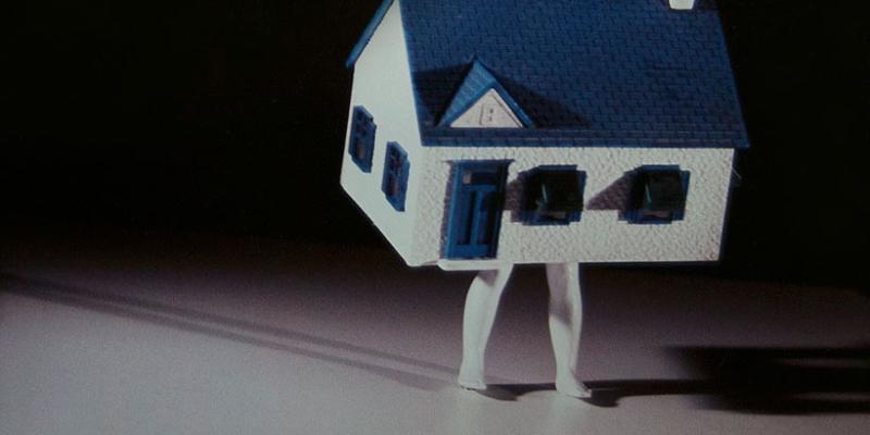 Laurie Simmons, Walking House, 1994