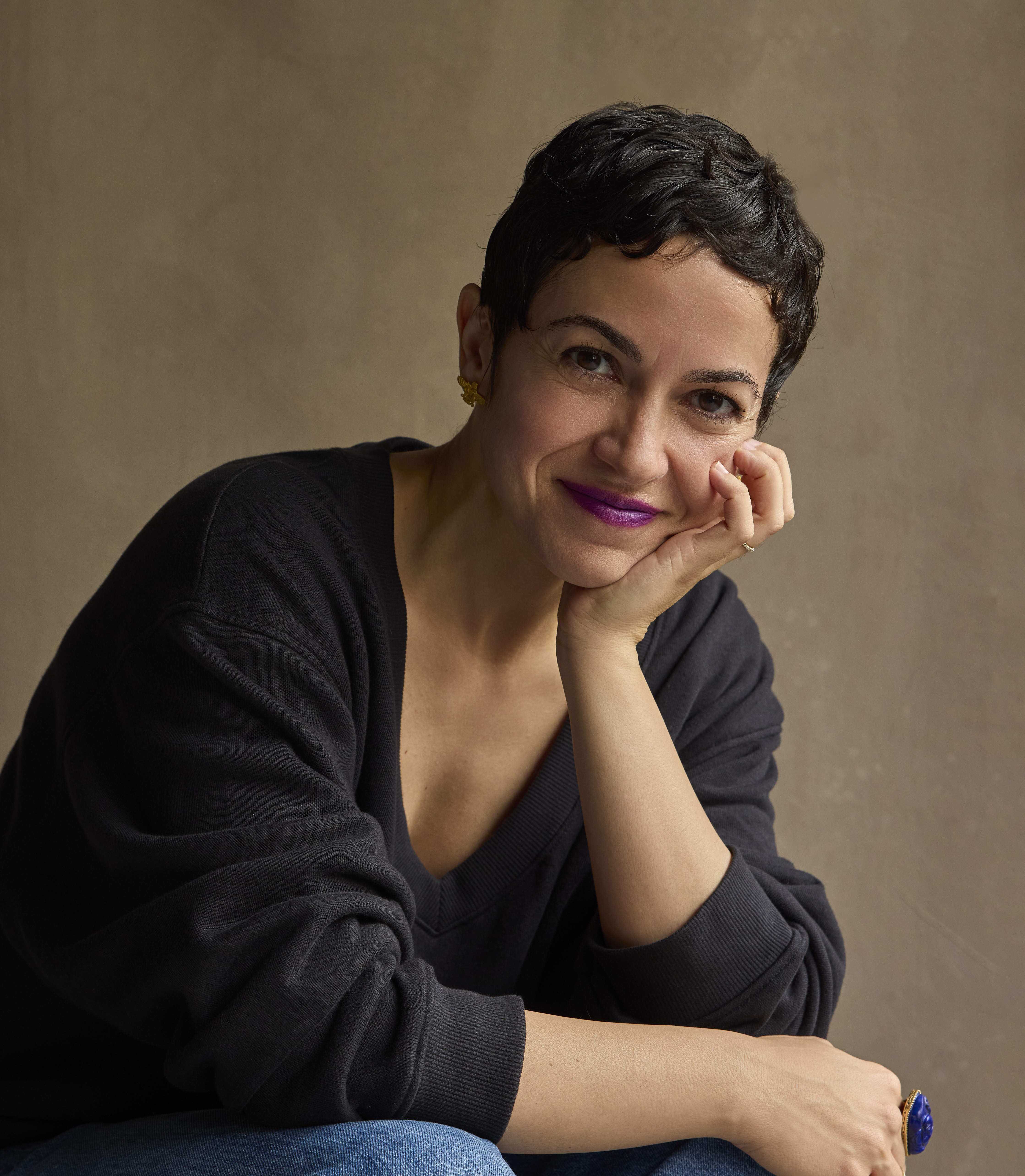 Pardis Dabashi headshot