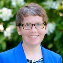 Becky Ross headshot