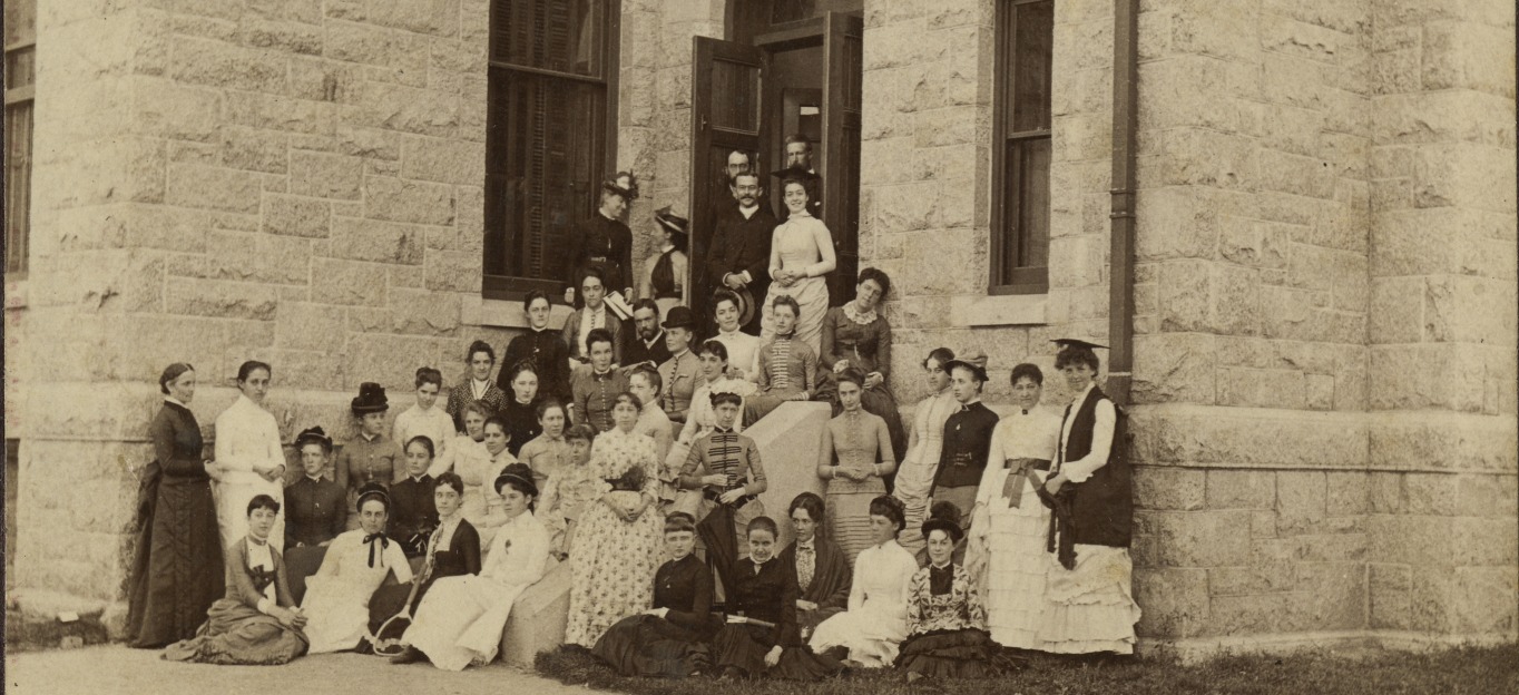 First class at Bryn Mawr outside Taylor Hall.