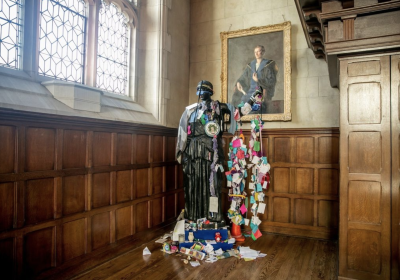 offerings to the Athena statue