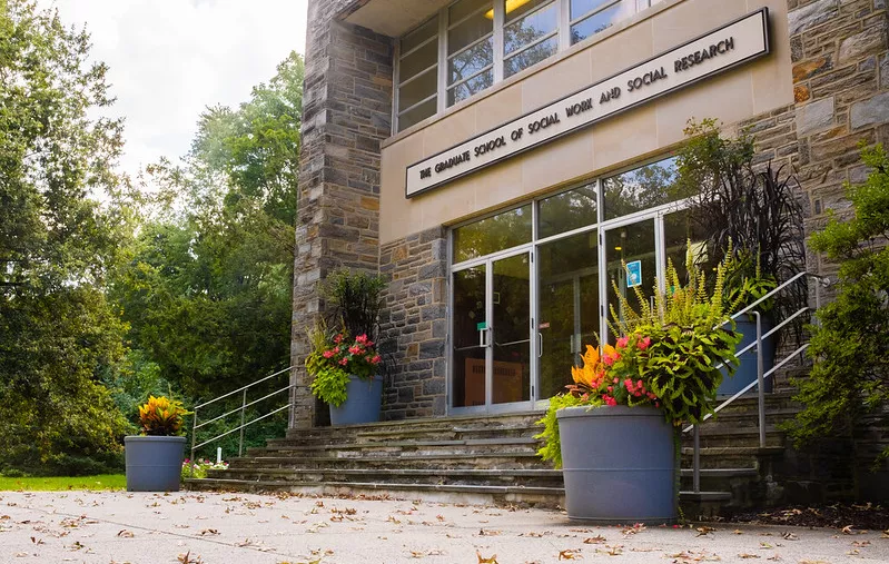 earn social work ceu credits at Bryn Mawr College