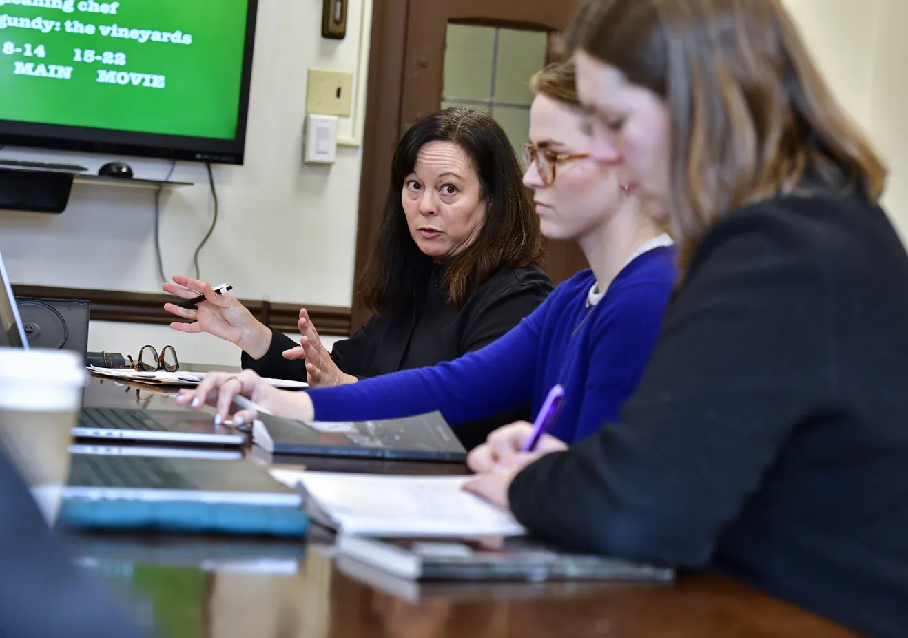 A graduate art history seminar for phd in art history students.