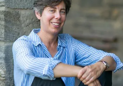 photo of Lisa Saltzman