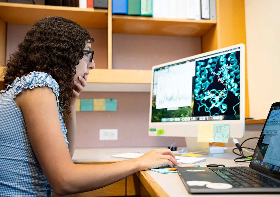 stem student doing lab research