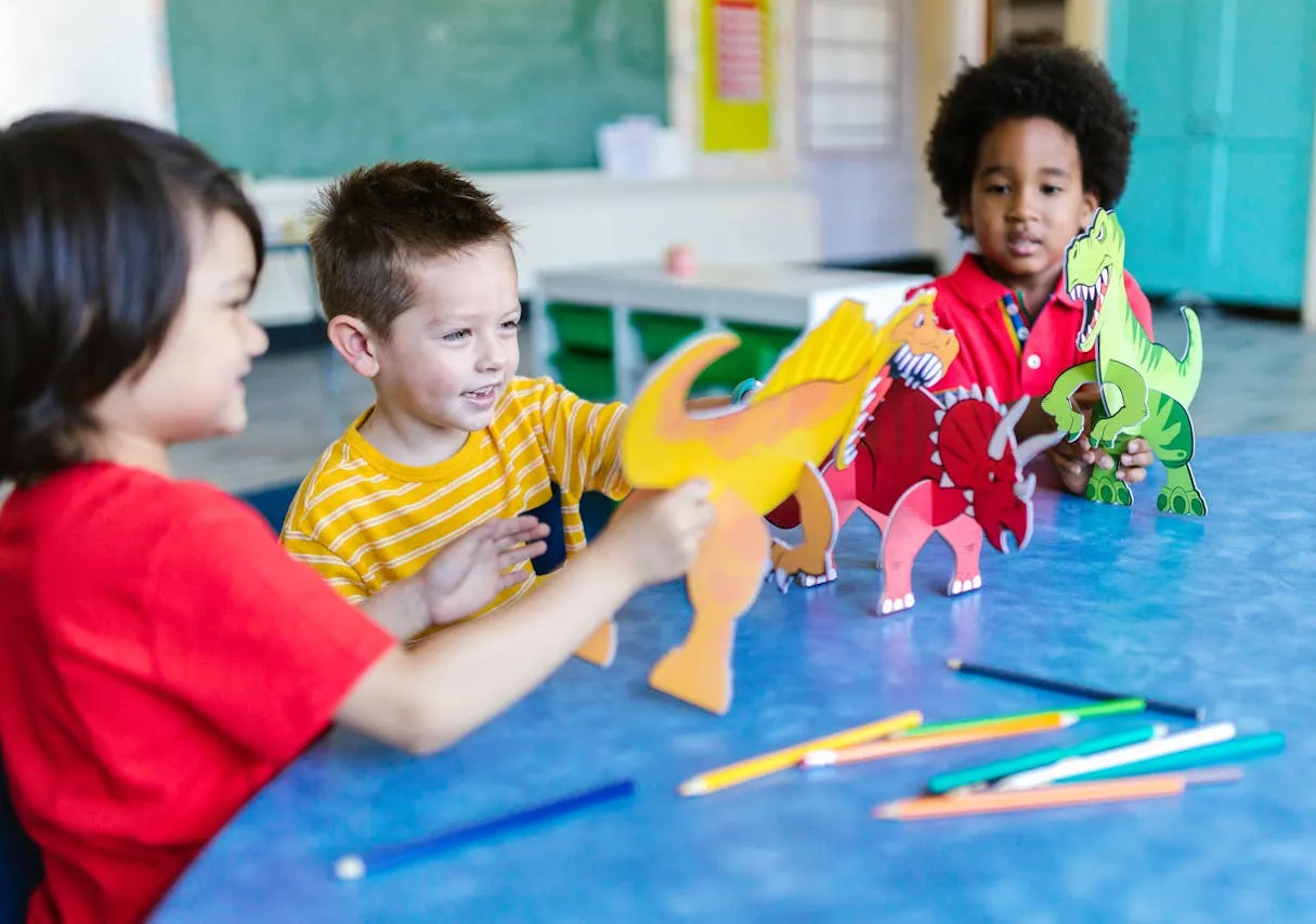 Kindergarten Students and Dinosaurs