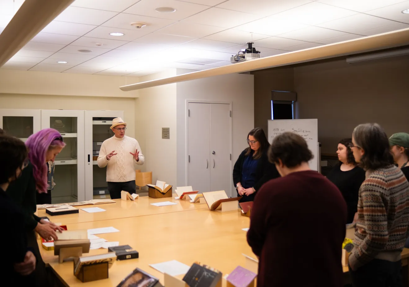 Special Collections - Visit - Classes - Class Visit