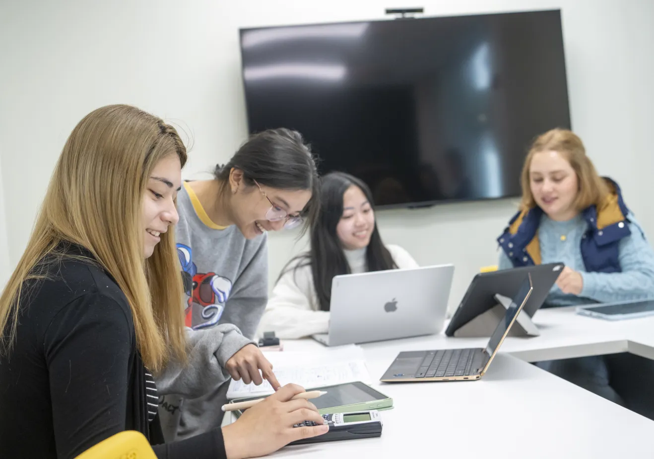 Students collaborating