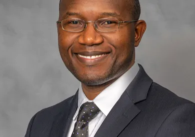 Headshot of Charity Alinda