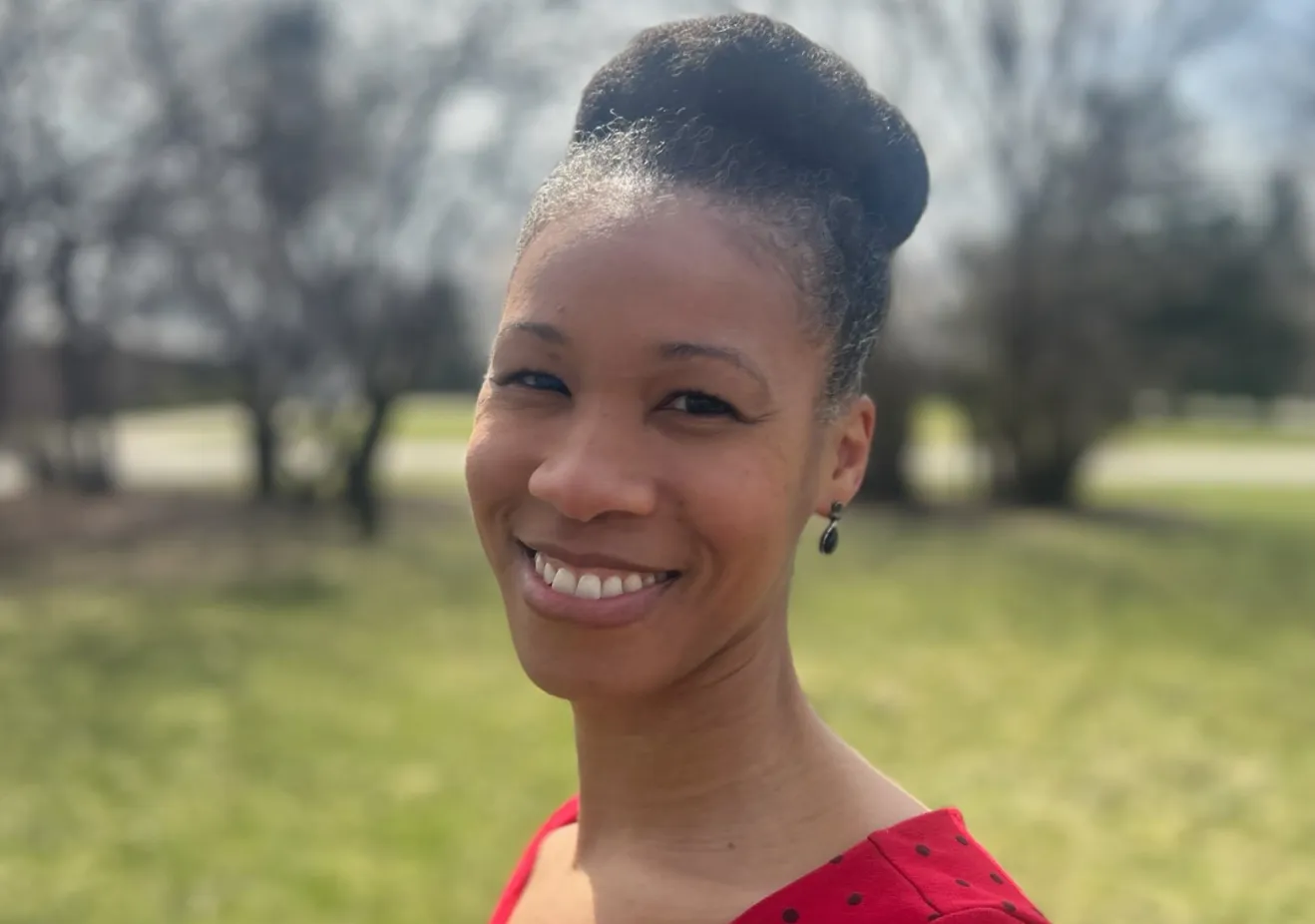 portrait-of-robyn-west