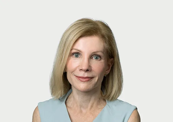 Jennifer Bellah Maguire Headshot