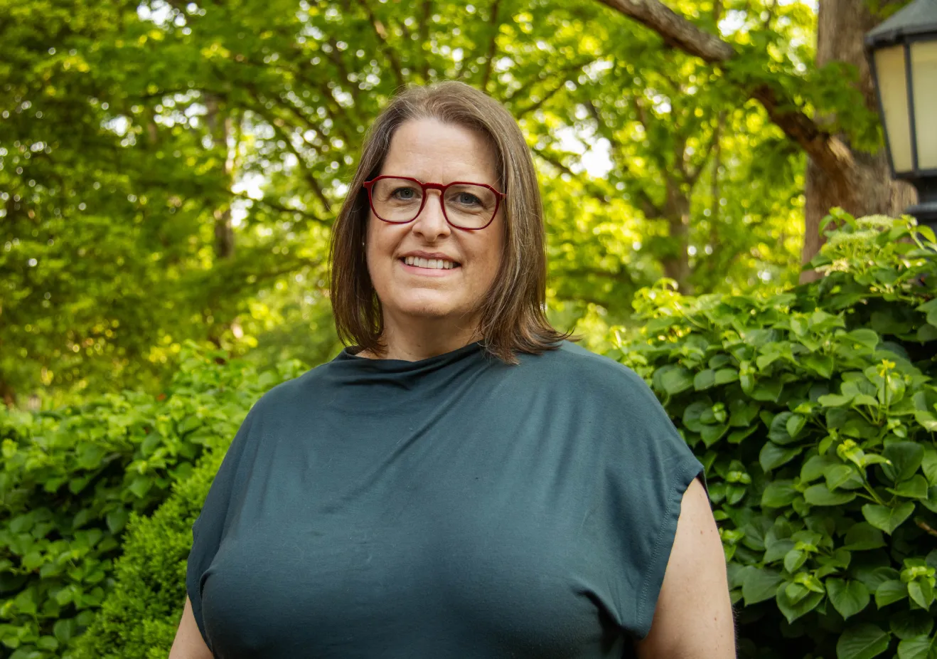 portrait-of-lisa-pearce