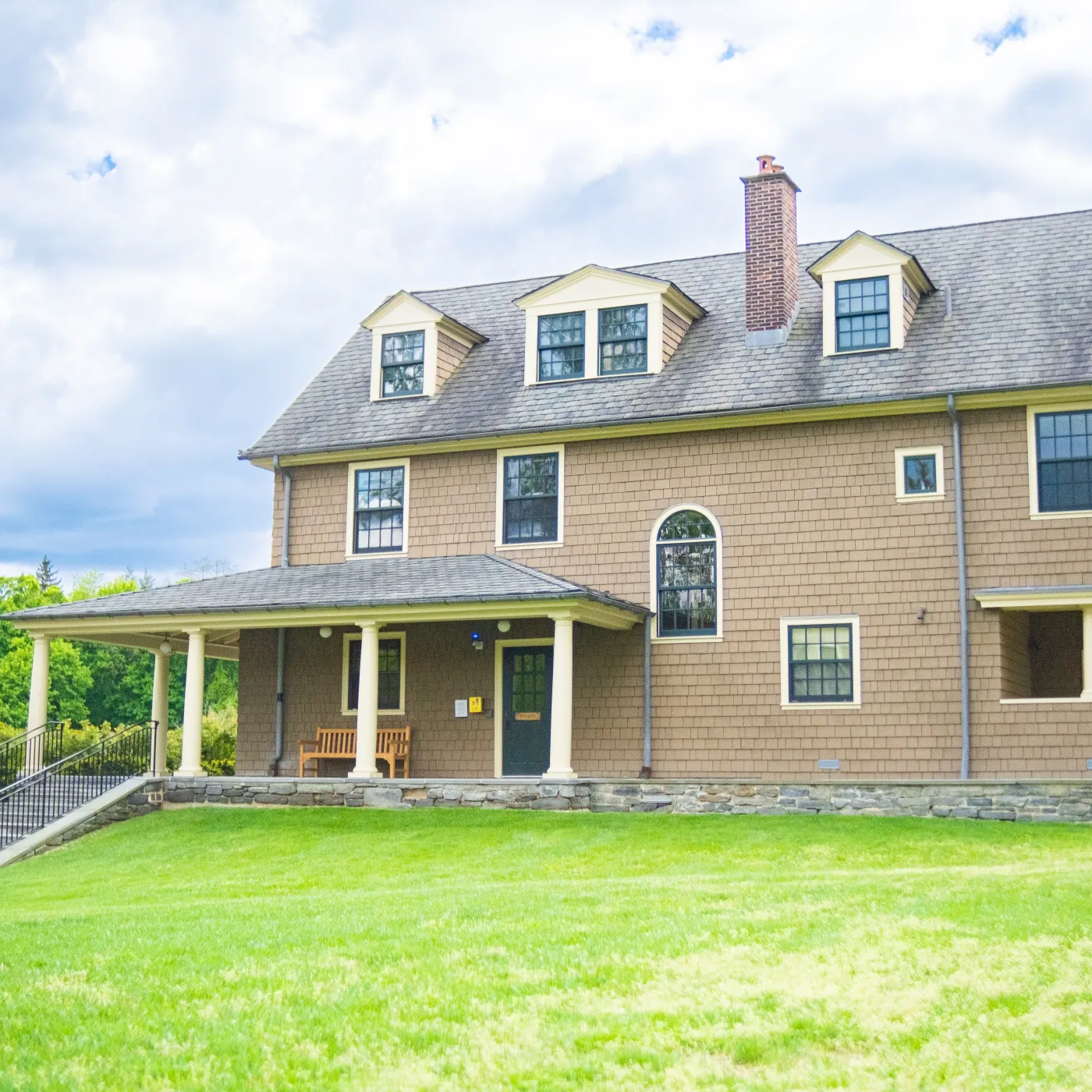 Dolwen House
