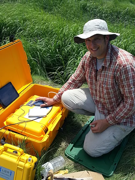 Associate Professor of Biology Thomas Mozdzer