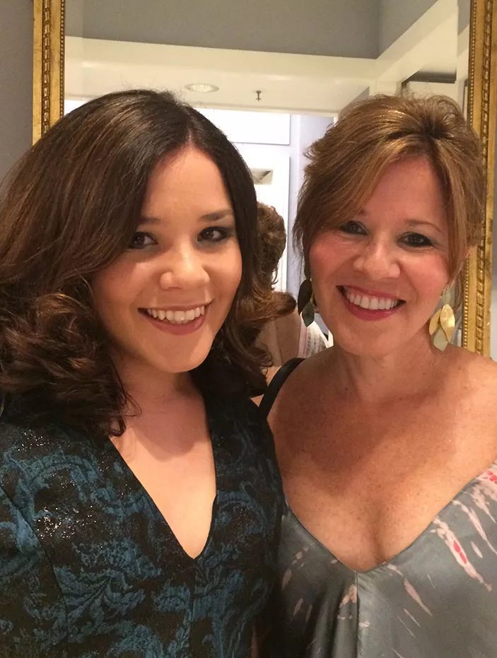 Alexandra Acabá Berrocal '18 and Maria Berrocal '82