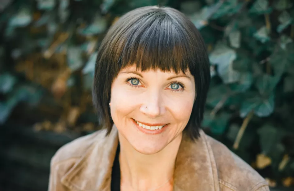 Photo of Reading Series author Maggie Smith