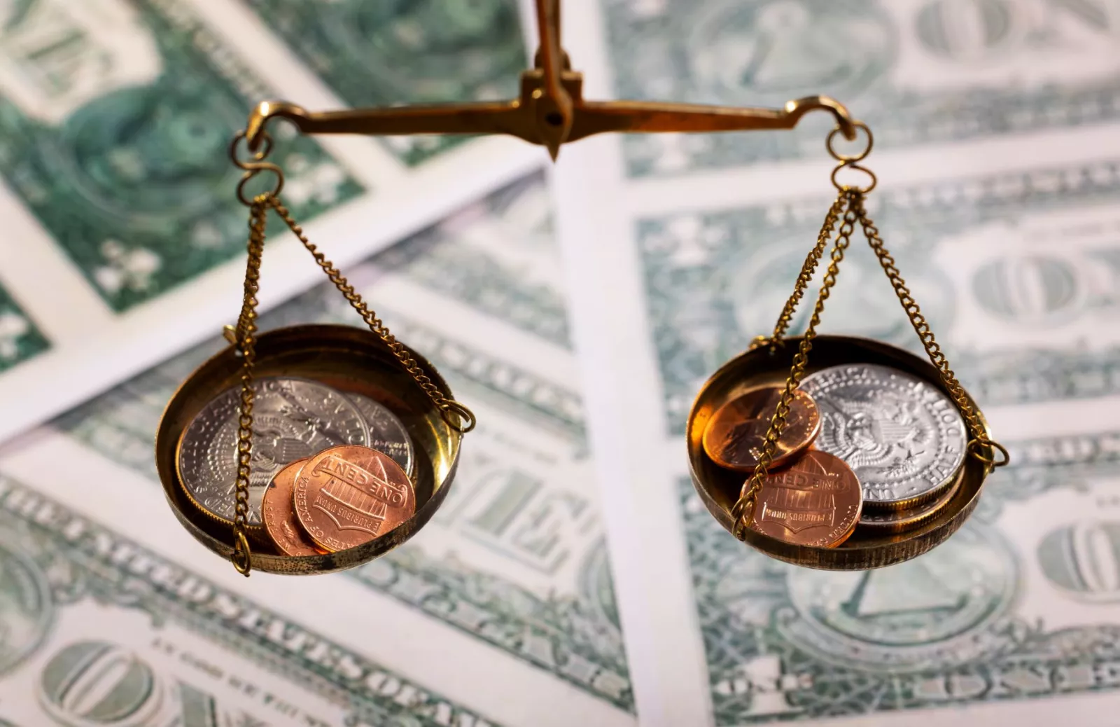 Law scale and money