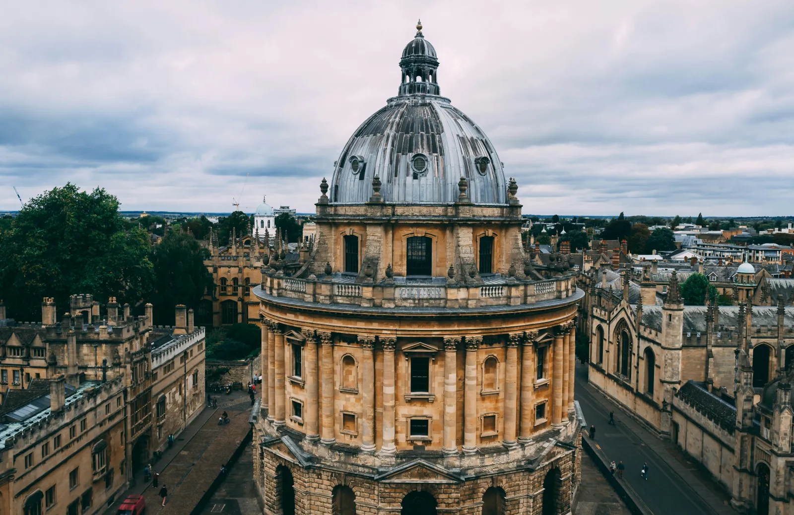 An image of Oxford University's campus