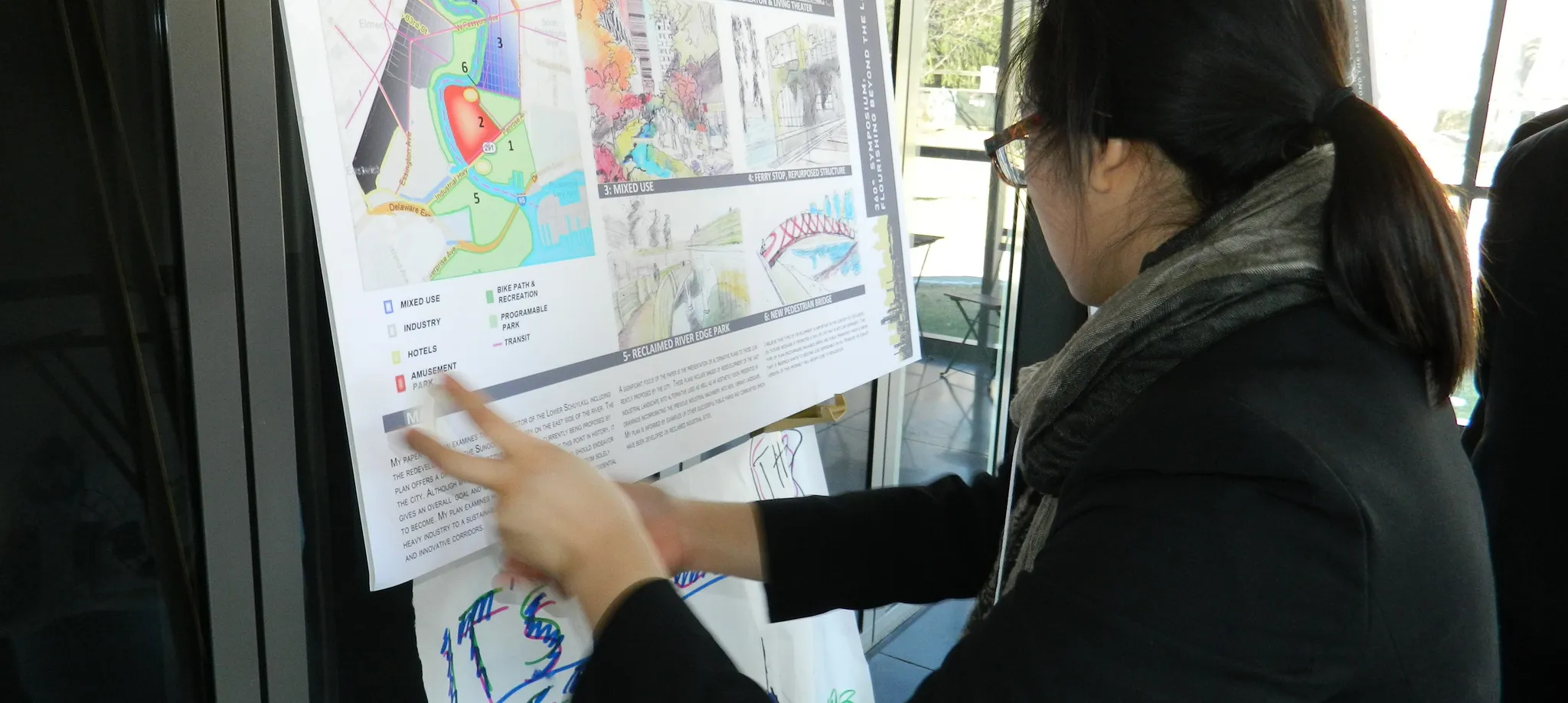 A Bryn Mawr Economics student at a 360° oil symposium in Philadelphia