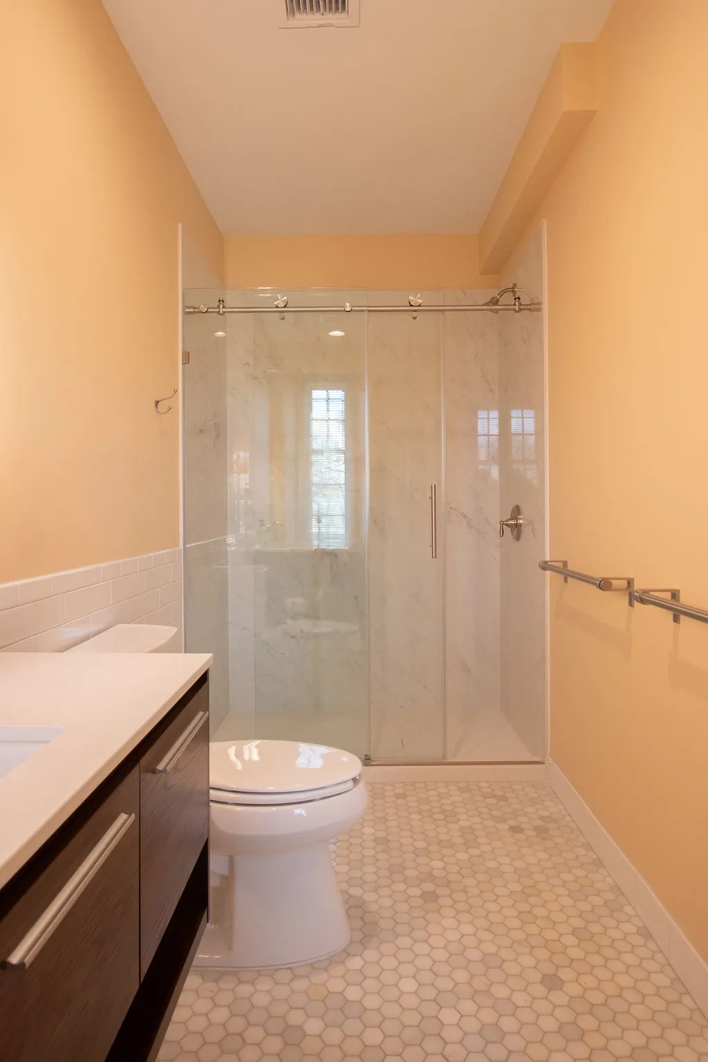 Wyndham Bathroom 1266