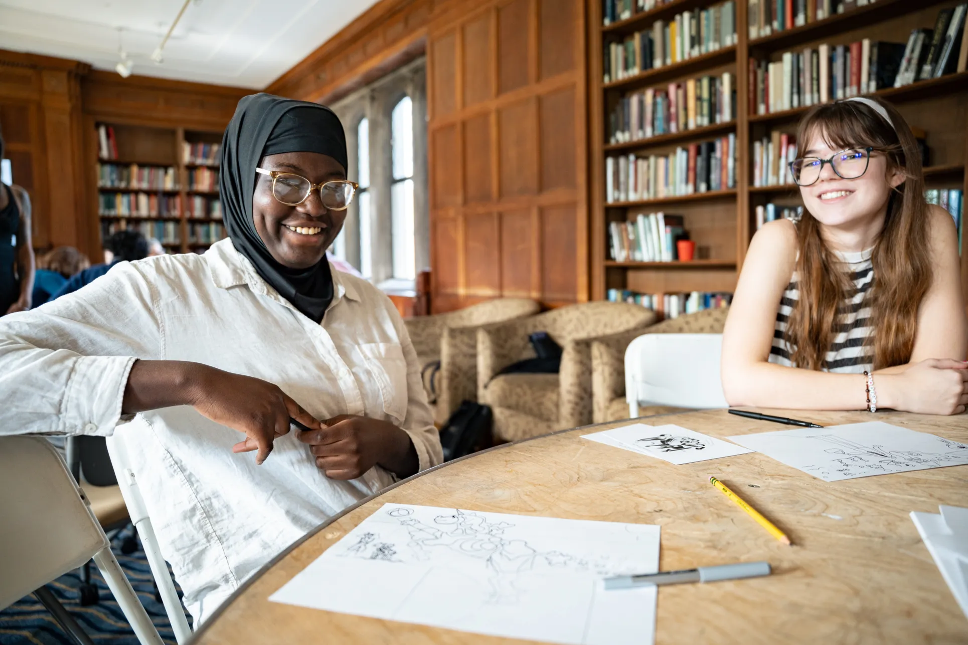 Hanaan Tawfik ’30 at the Cartoon Workshop. Photo by Caroline Bittenbender.