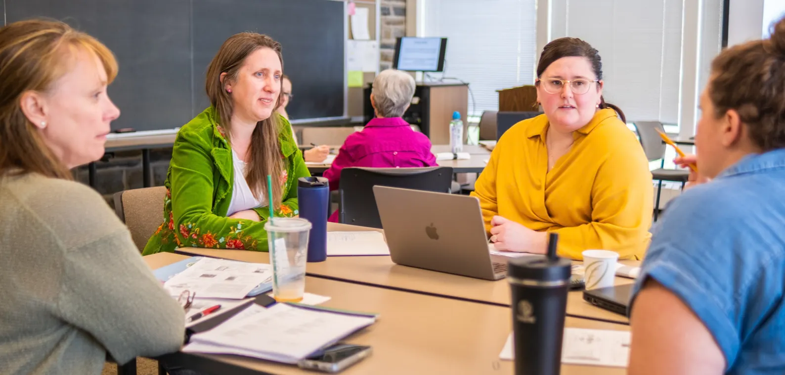 Discussion in technology-enabled classroom