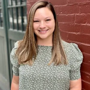 Clare Rasmussen Headshot