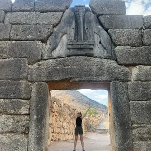 Kari Fossum headshot