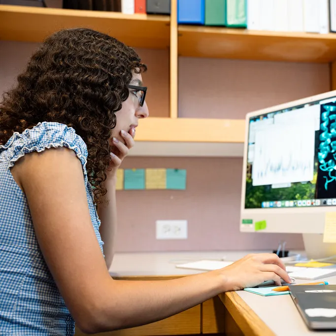 stem student doing lab research