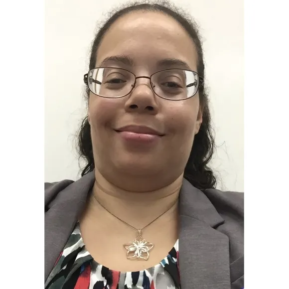 photo of alum, Brooke Dickson