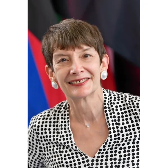 photo of alum, Ronnie Goldberg