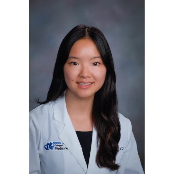 Photo of alum, Jaclyn Lo