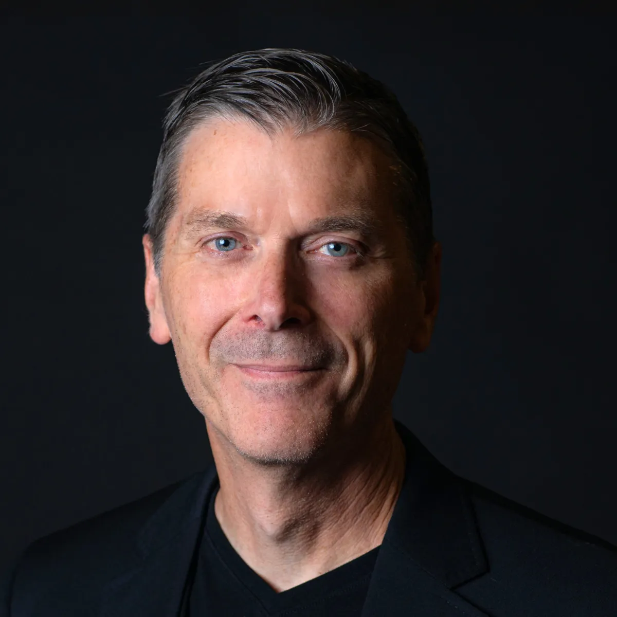 portrait-of-christopher-bader