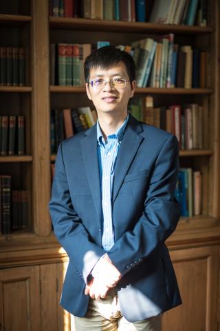 Assistant Professor of History of Art Jie Shi