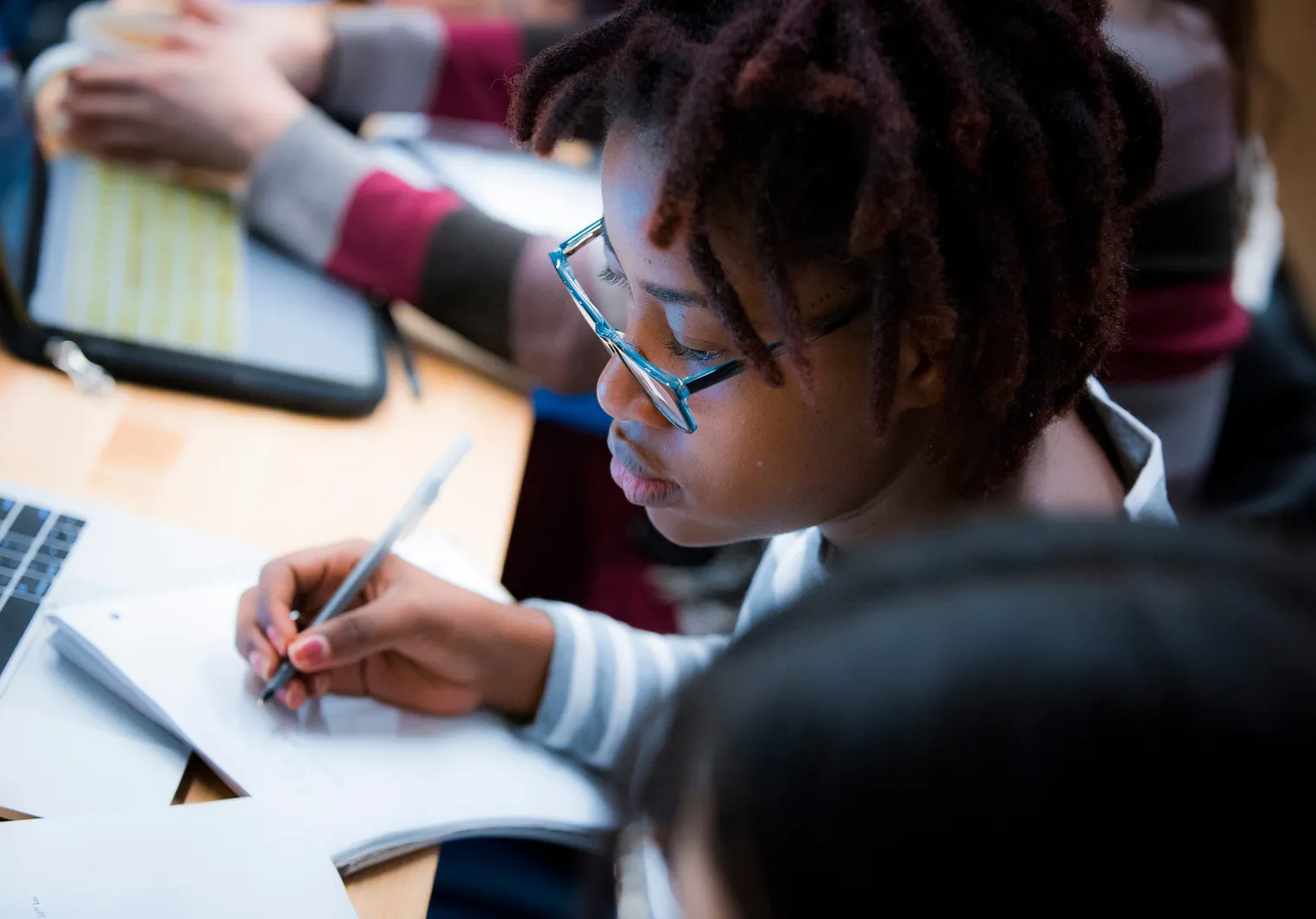 student-classroom-free-tuition-bryn-mawr