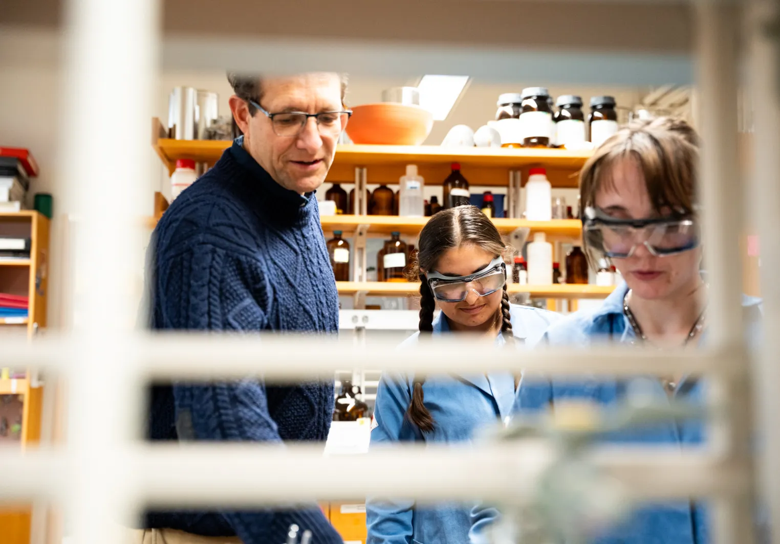 Bryn Mawr College Chemistry students work in the lab
