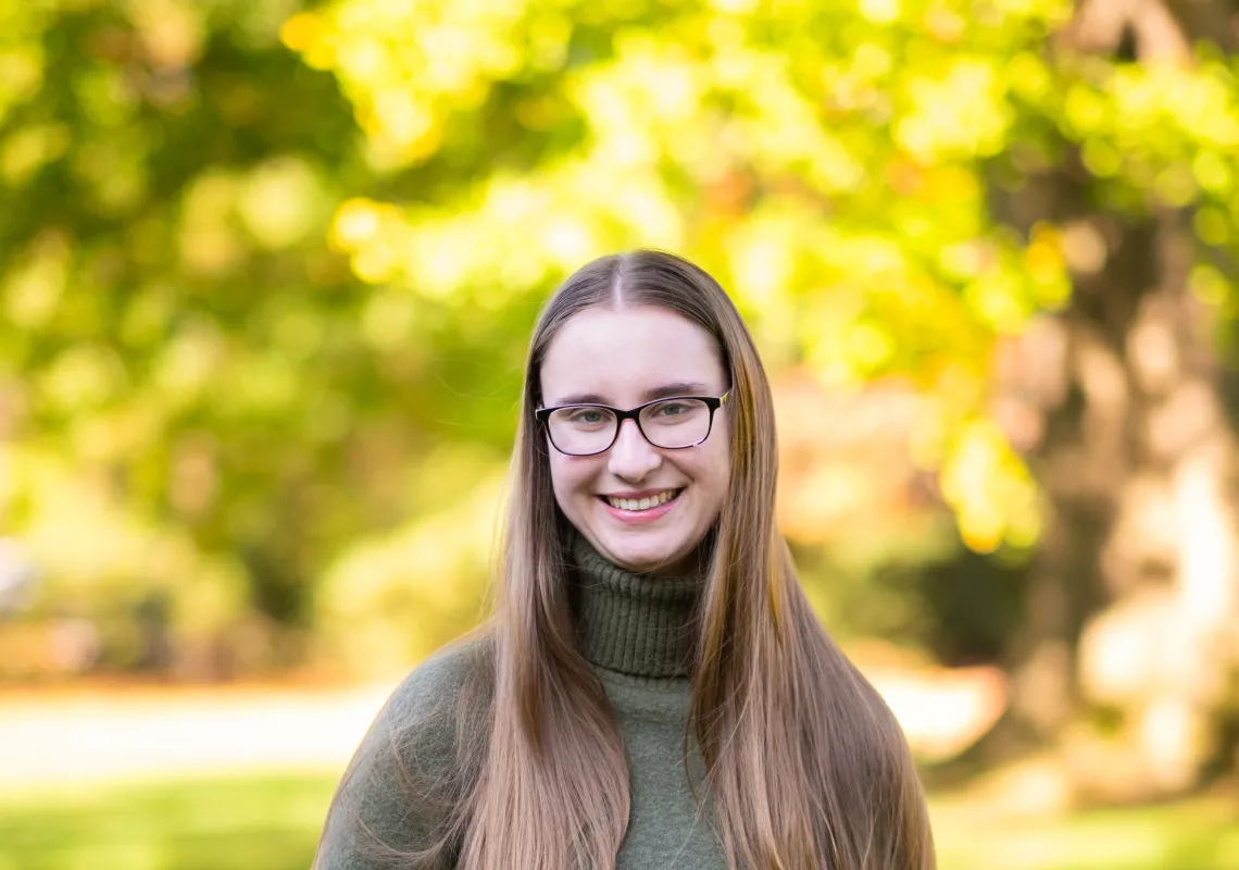 Headshot of Xenya Currie