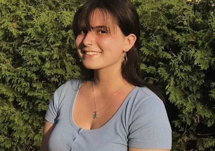 Isabel Gottlieb-Nemo '25 Headshot