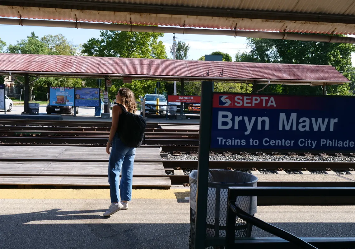 student using free SEPTA passes for bryn mawr students