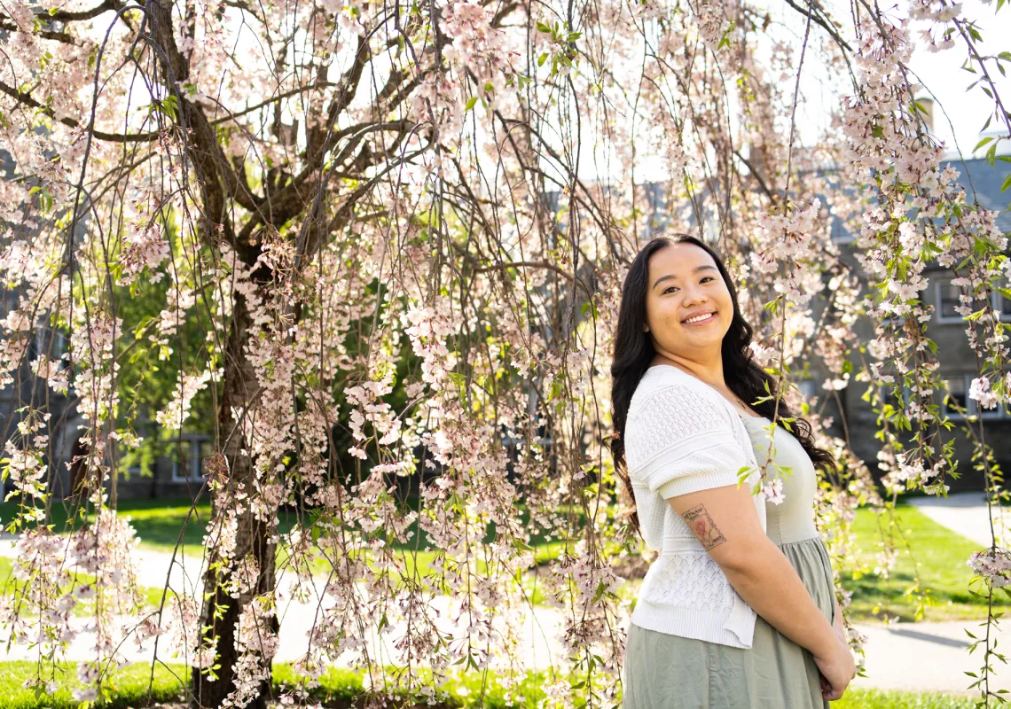 Anna under the cherry blossoms