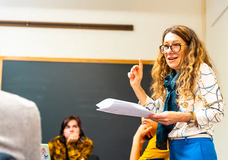 Roberta Ricci in classroom