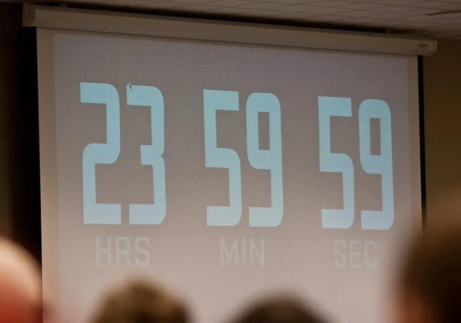 24 hour countdown clock