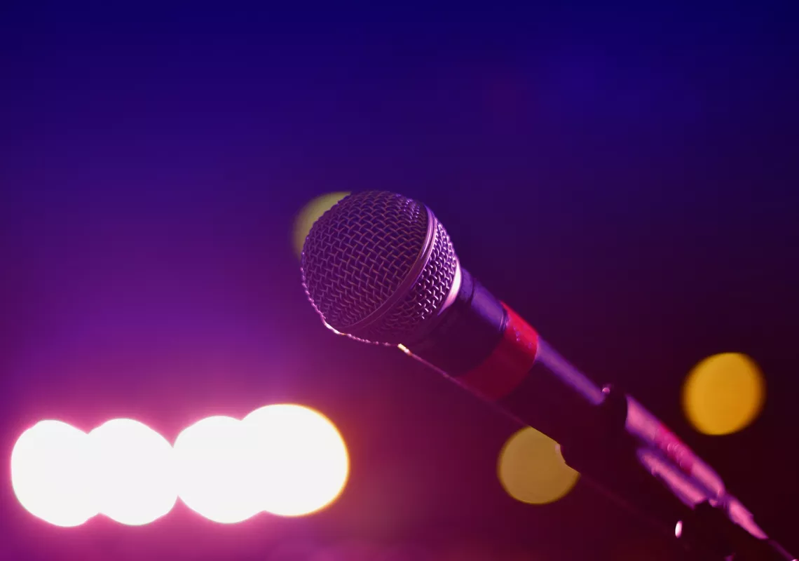 Microphone