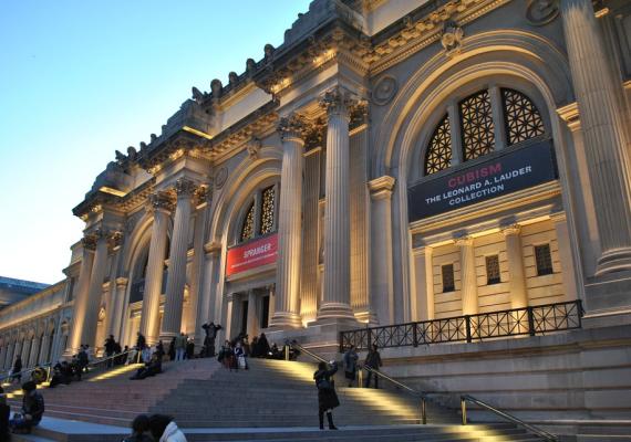 Photograph of the Metropolitan Museum of Art in New York
