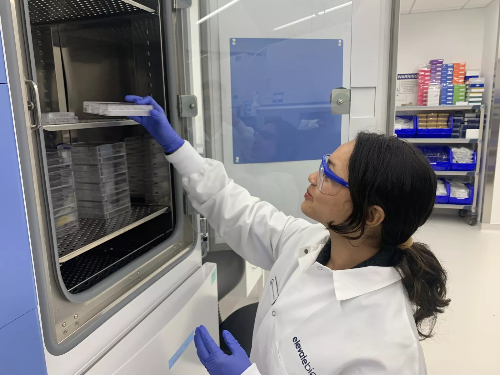 Syalomee Pradhan doing lab research