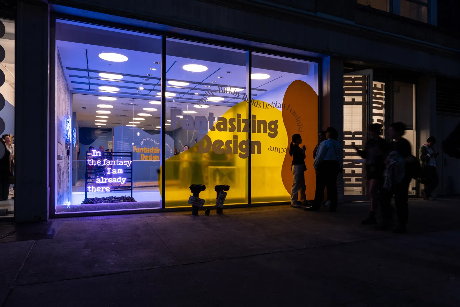 Exterior of Fantasizing Design. Photo by Samuel Lahoz.