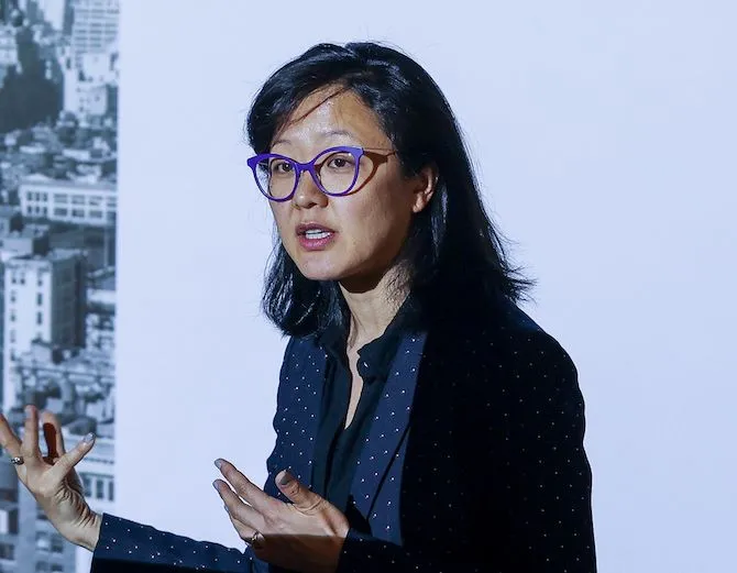 Min Kyung Lee giving a lecture