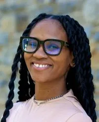 Marie Hall Headshot