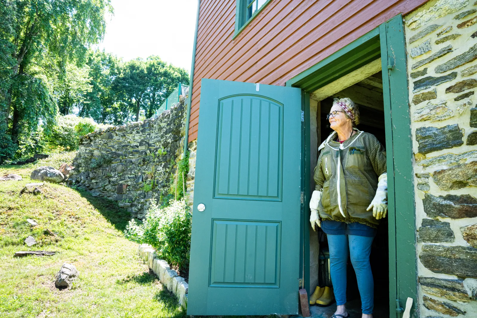 Ann Isenberg beekeeper
